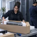 Équipements réseau et serveurs prêts à être installés