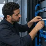 Commutateur réseau avec câbles fibre optique